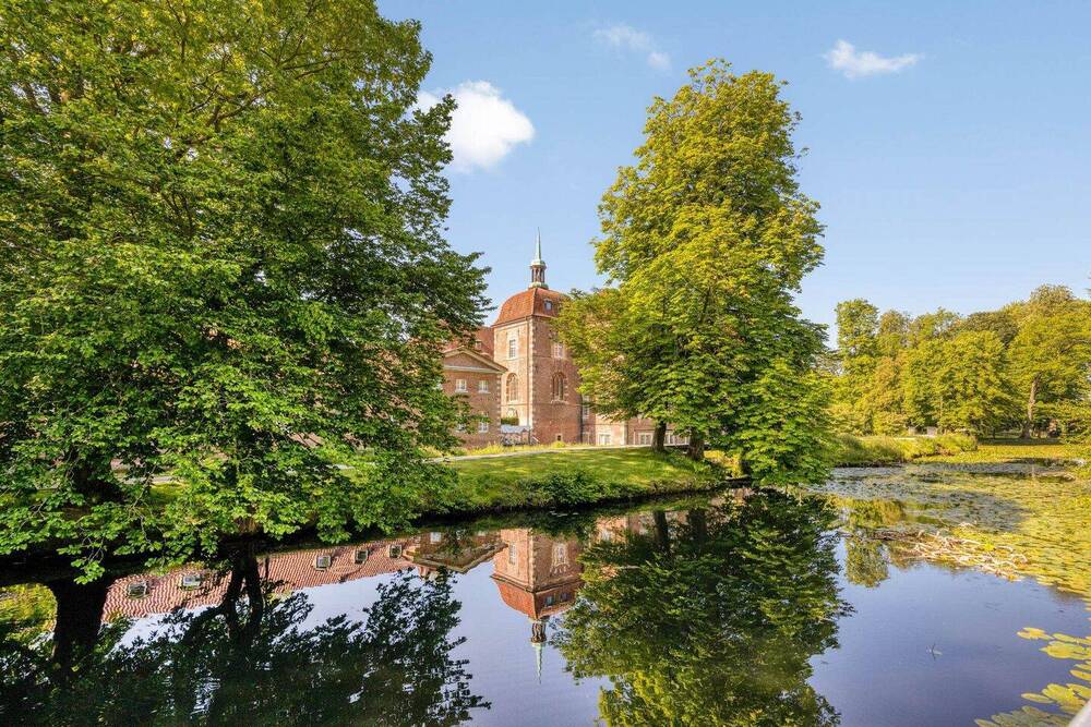 Thumbnail-Architektenhaus mit Pool, Atelier und großem Grundstück in Velen