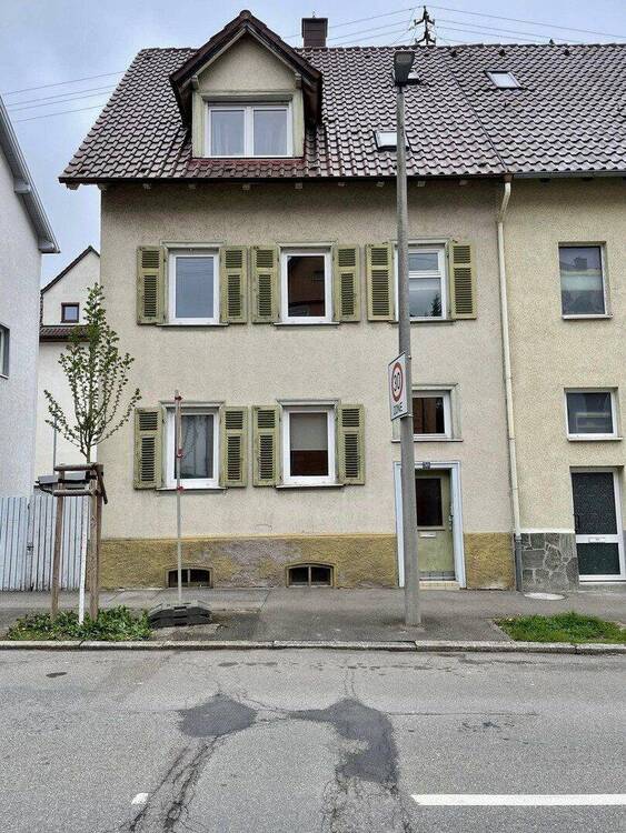 Thumbnail-Kernsanierter Altbau in Schwenningen - Ideal für die Familie oder Investoren zur Studentenvermietung