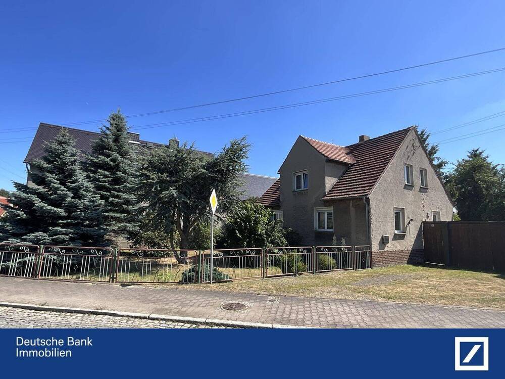 Straßenansicht