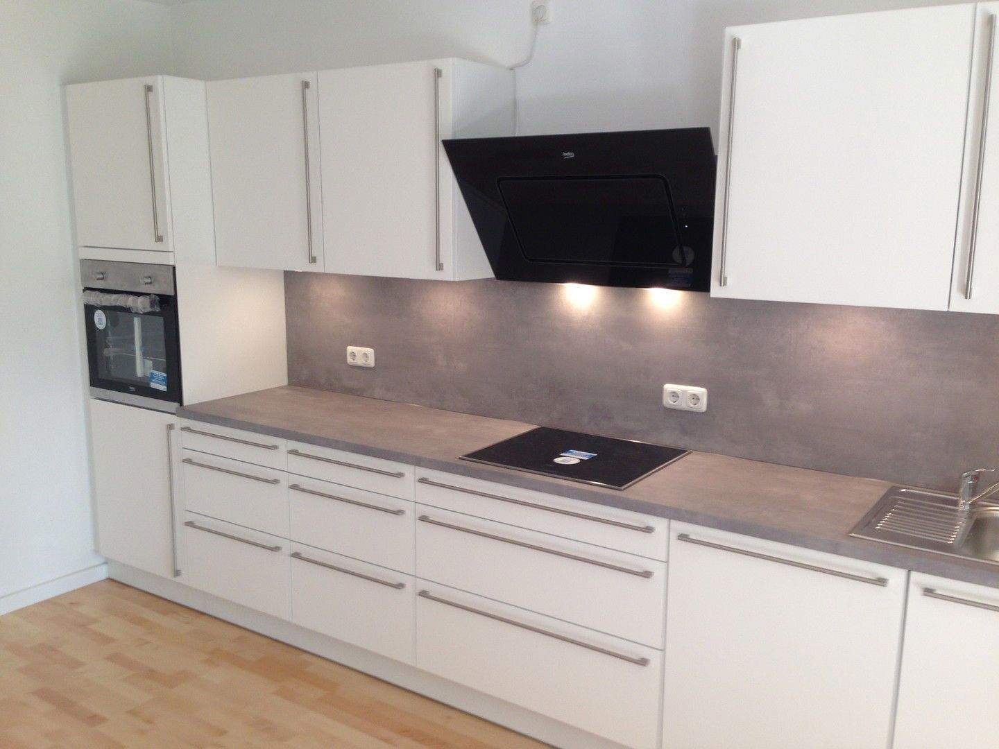 Thumbnail-Renovierte, ruhige 2-Zimmer, EBK, barrierefrei, mit Gartenlage, Terrasse, Tiefgarage