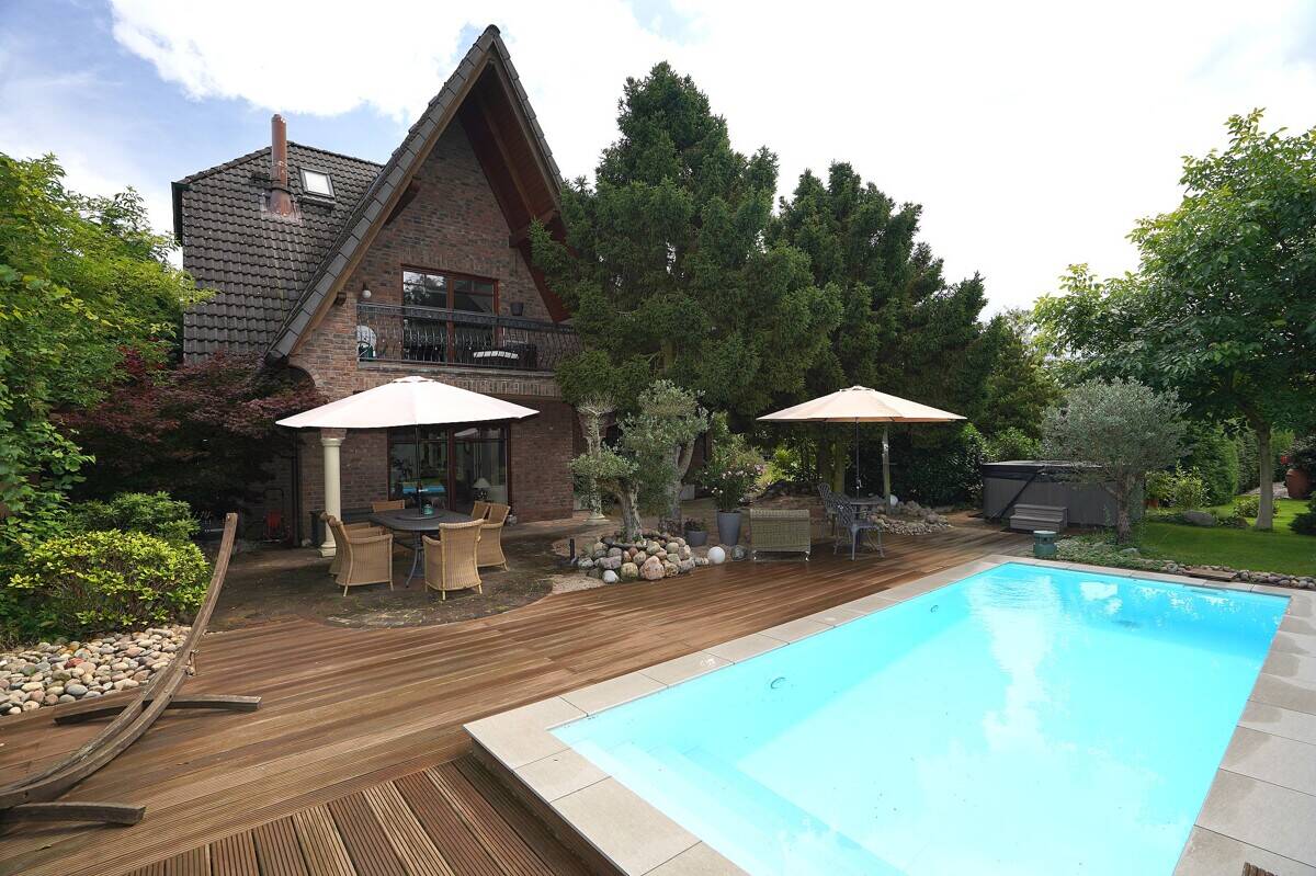 Thumbnail-Hauptstadtmakler-Traumhaus mit Pool in Top Lage