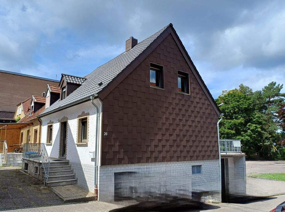 Eingang und Garage