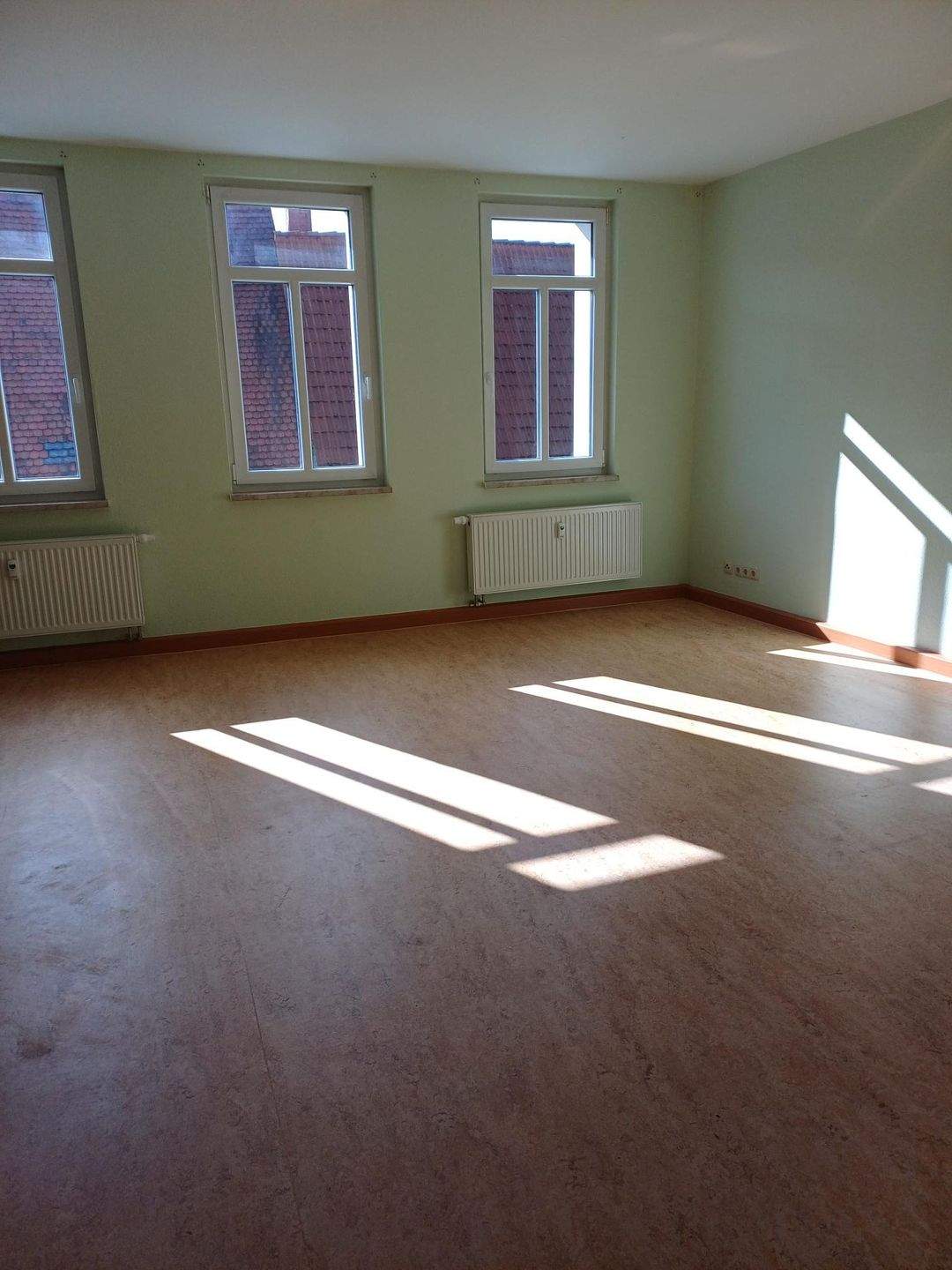 Thumbnail-2-Raum-Wohnung mit Balkon im Zentrum von Eisenberg