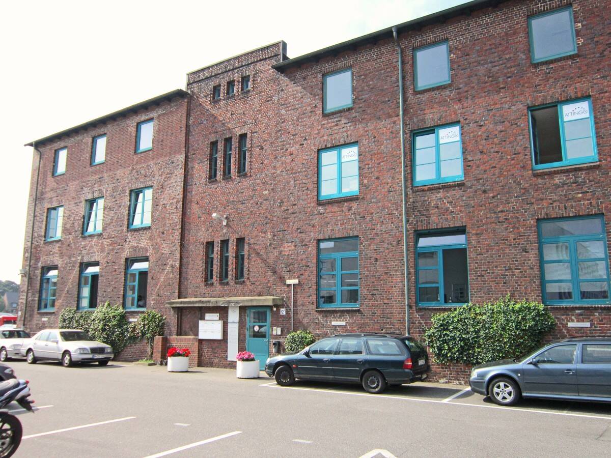 Thumbnail-Effiziente Büroetage in kleinem Gewerbehof von Hamburg-Stellingen