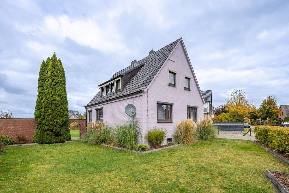 Thumbnail-Siedlungshaus mit Vollkeller & großem Grundstück