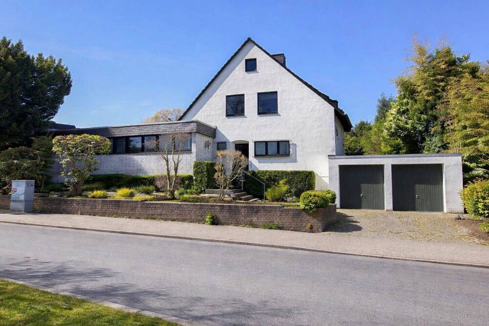 Thumbnail-Großzügiges Einfamilienhaus- oder Mehrgenerationenhaus mit viel Platz und schönem Garten