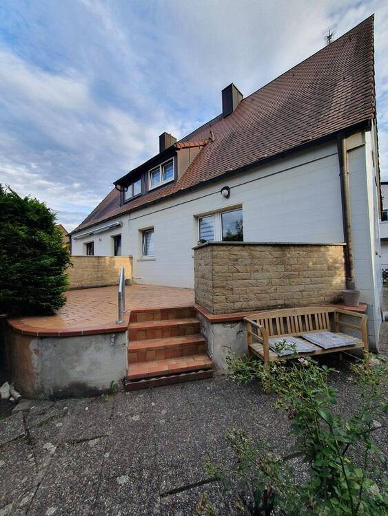 Thumbnail-VERKAUFT! DHH. mit Charme und großem Garten!