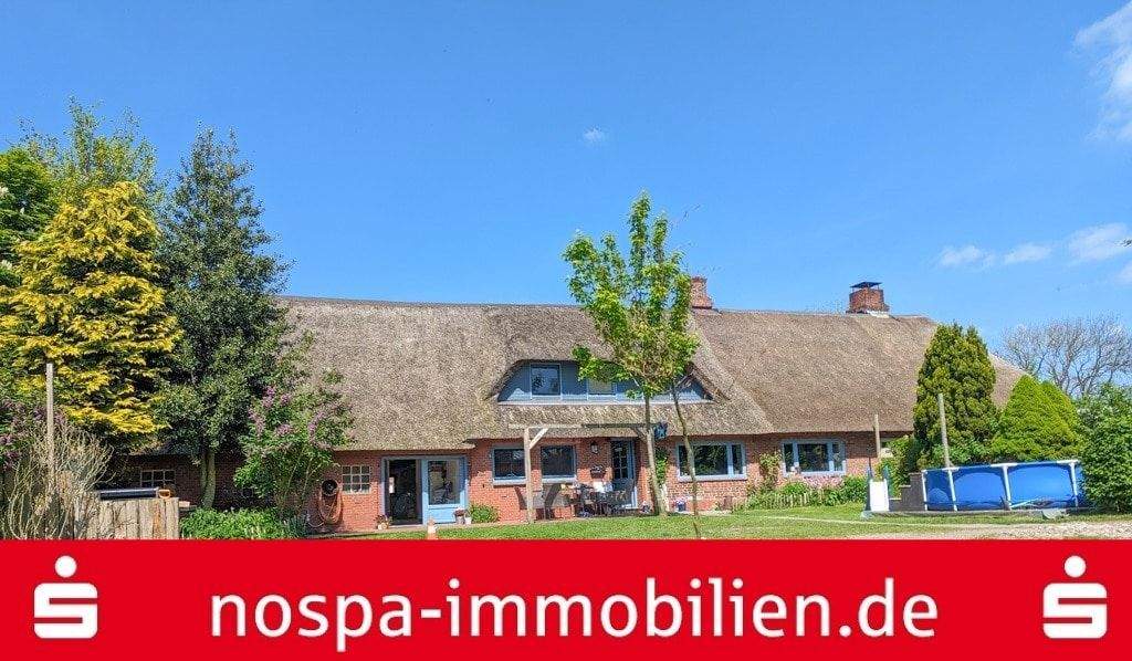 Thumbnail-Unter Reet geboren - Ein Haus mit Seele, Weite und Möglichkeiten