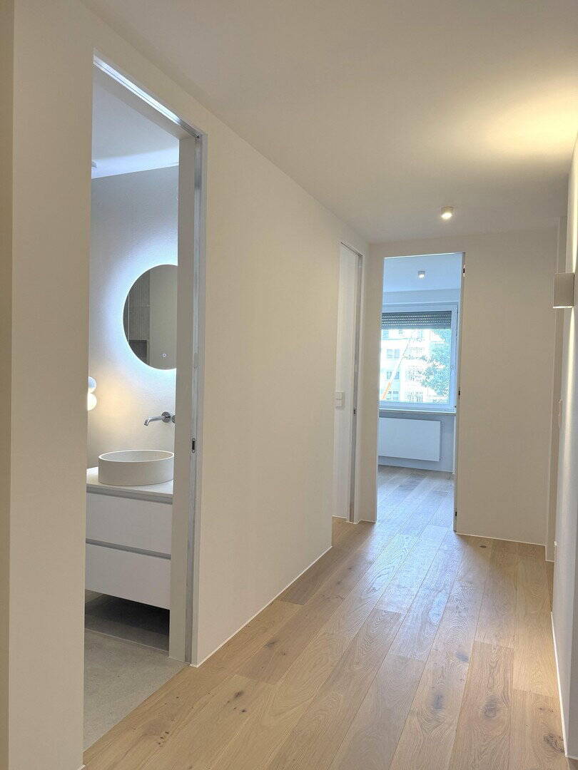 Thumbnail-Stilvolle kernsanierte 3-Zimmer-Wohnung mit Balkon in Solln - Erstbezug, provisionsfrei