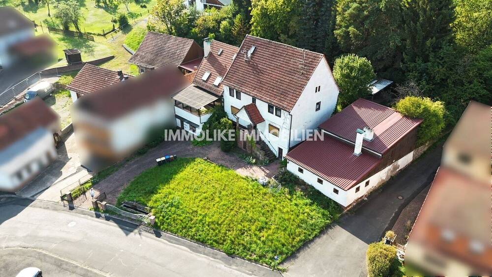 Thumbnail-Sanierungsbedürftiges Anwesen mit über 400 m² Wohnfläche - ideal für Handwerker in Sinntal