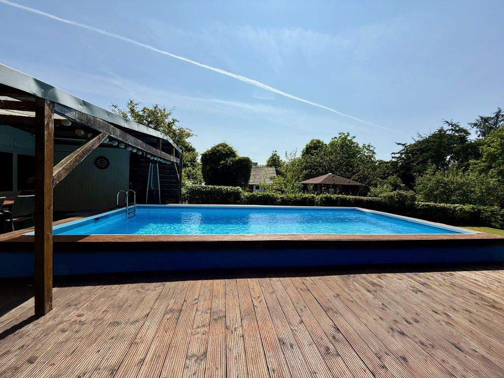 Thumbnail-Fröndenberg-Ardey: Ein Zuhause zum Verlieben - Mit Pool und Garten als Relaxzone!