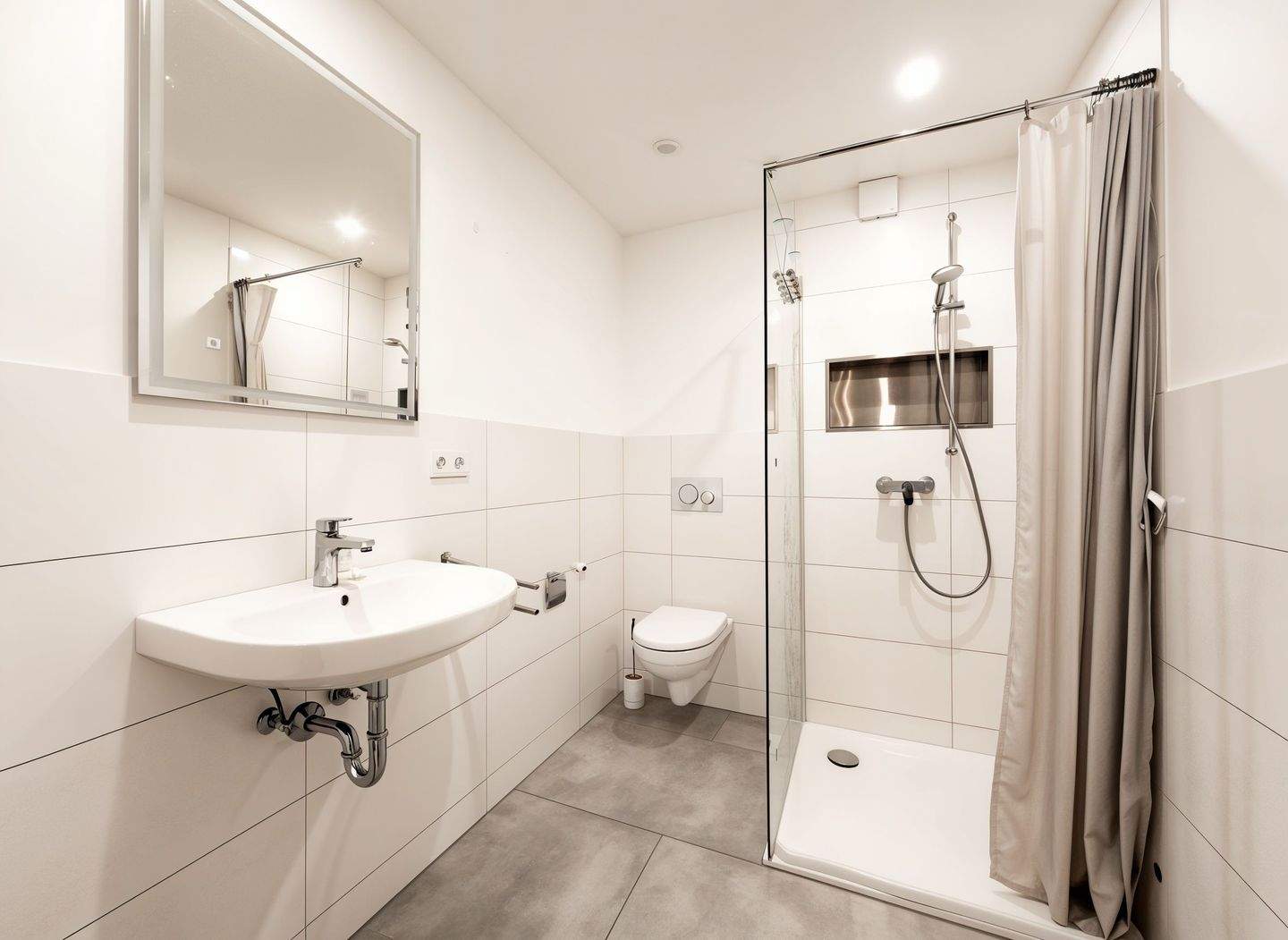 Thumbnail-Reihenhaus in Zentraler Lage mit 2 Wohneinheiten