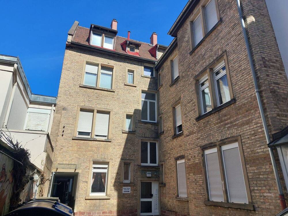 Thumbnail-Altbauwohnung in zentraler Lage sucht neue Bewohner!