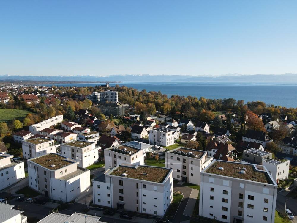 Thumbnail-Großzügige 3,5 Zimmer-Wohnung im 1. OG in schöner Wohnlage