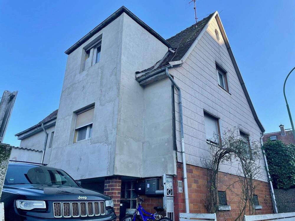 Thumbnail-Investieren mit Weitblick: 3 vermietete Wohneinheiten plus Nachbarhaus im Angebot in FB-Fauerbach