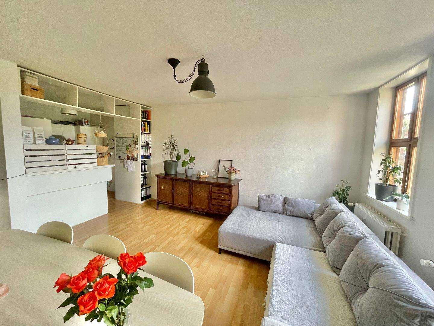 Wohnzimmer 2.jpg