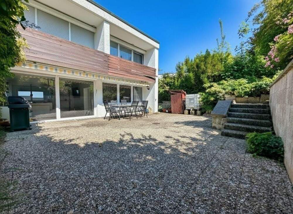 Thumbnail-Familienhaus mit Gartenparadies und Einlieger-Option