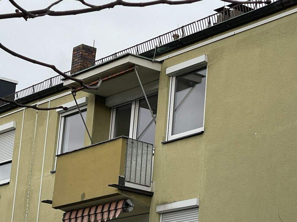 Thumbnail-3-Dachgeschoss-ETW in Nbg.-U-Bahn-Gustav-Adolf-Str. inklusive Tiefgaragenstellplatz!