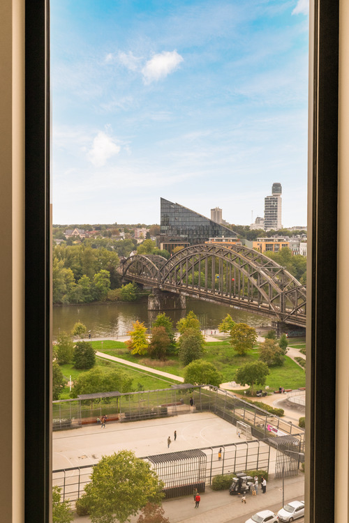 Thumbnail-Hafenpark Quartier - Fully Furnished 1-Bedroom with Waterfront Views
