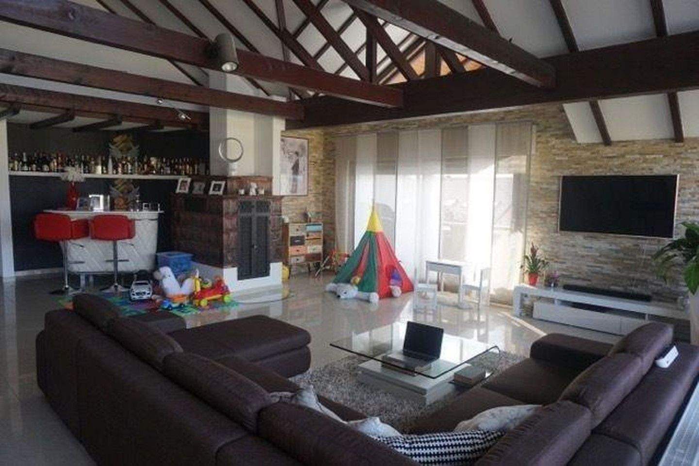 Thumbnail-Traumhafte Dachgeschosswohnung mit viel Licht und Aussicht