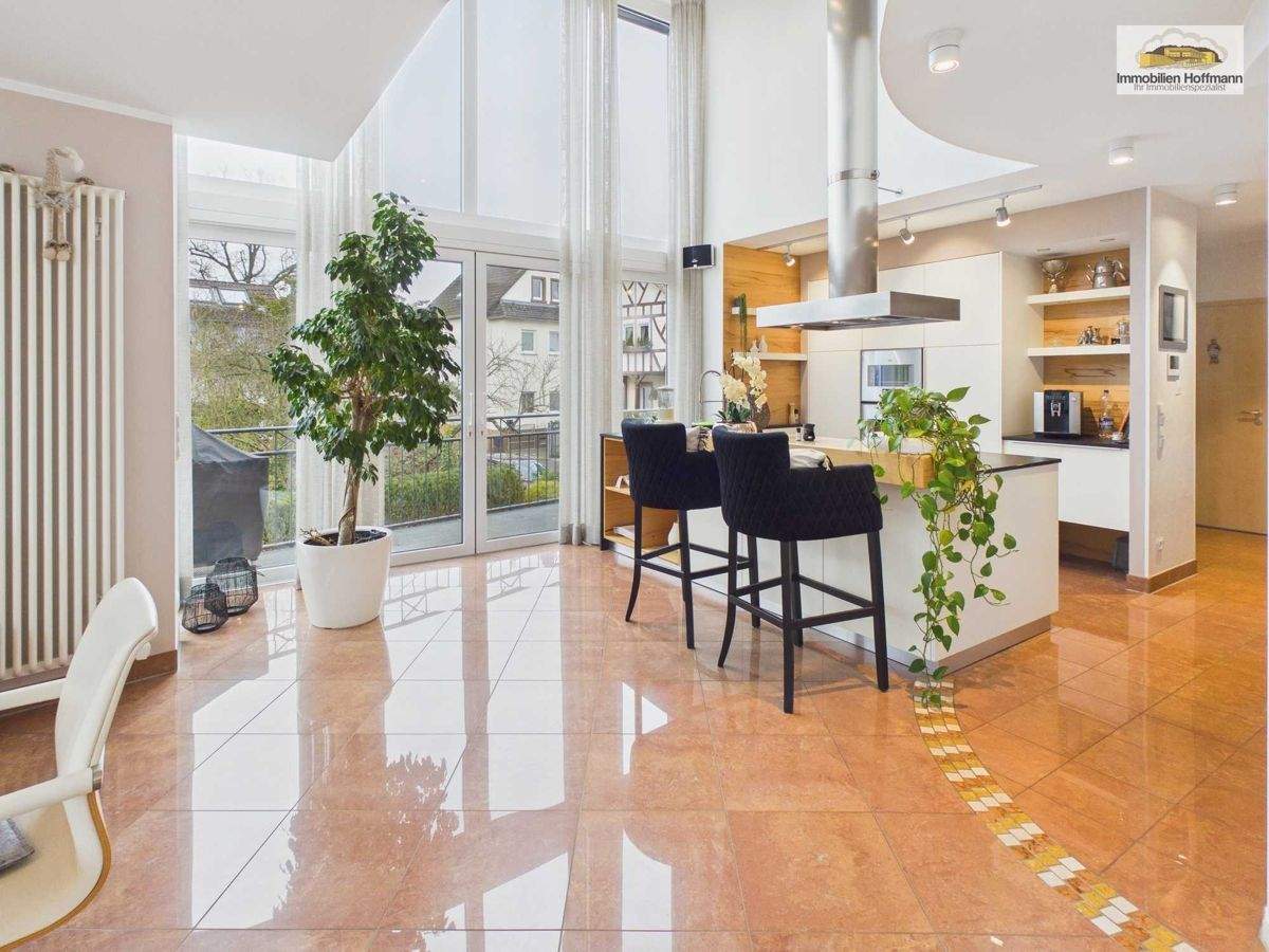 Thumbnail-Modernisiertes Zweifamilienhaus in Alzenau 265 m² Wohnfläche - PV, Sauna & Premiumausstattung