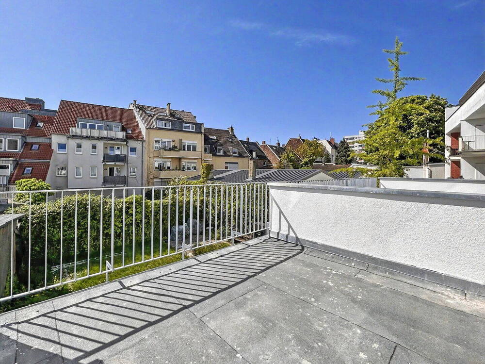 Thumbnail-Kernsaniert, voll möbliert und zeitnah bezugsfertig - stilvolle Terrassenwohnung!