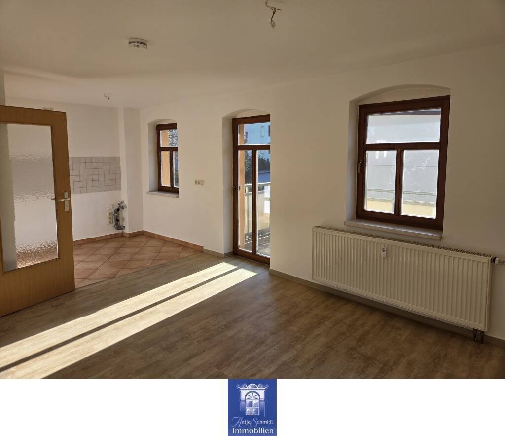 Thumbnail-Wohlfühlwohnung mit großem Balkon und Tageslichtbad mit Dusche!