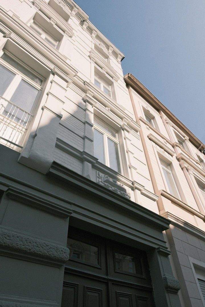 Thumbnail-5-Zimmer-Wohnung mit Einfamilienhauscharakter in kernsaniertem Denkmalobjekt