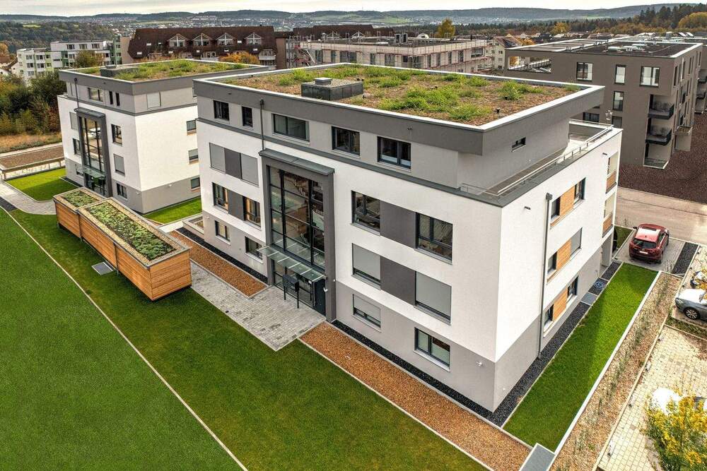 Thumbnail-Einmalige Gelegenheit: Moderne und schöne EG-Wohnung mit 27 qm Sondernutzungsrecht am Garten in der Waldsiedlung Calw-Wimberg