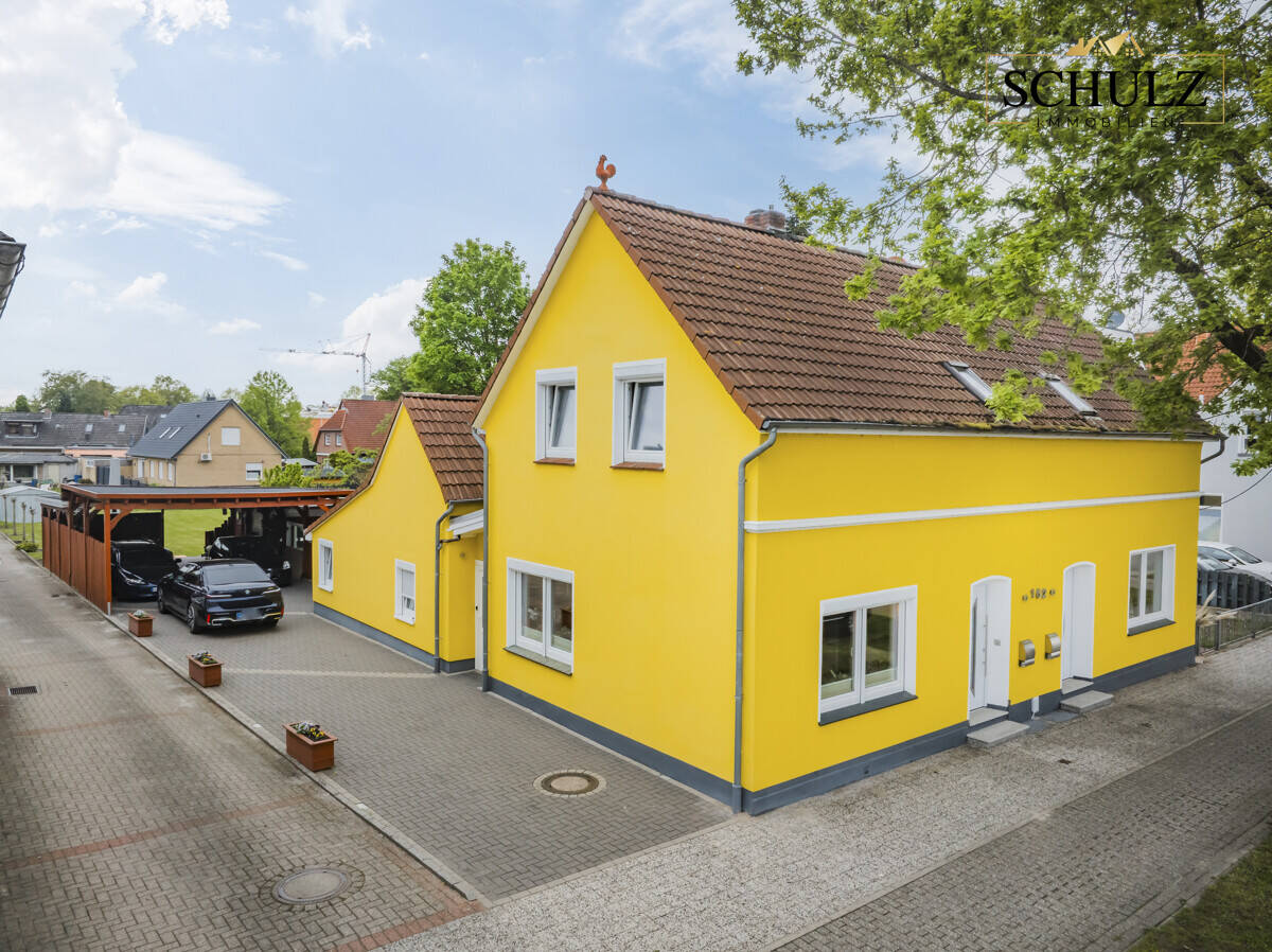 Thumbnail-Seltene Gelegenheit in Oldenburg - Sanierte DHH mit 944 m² Grundstück & Ausbauchance