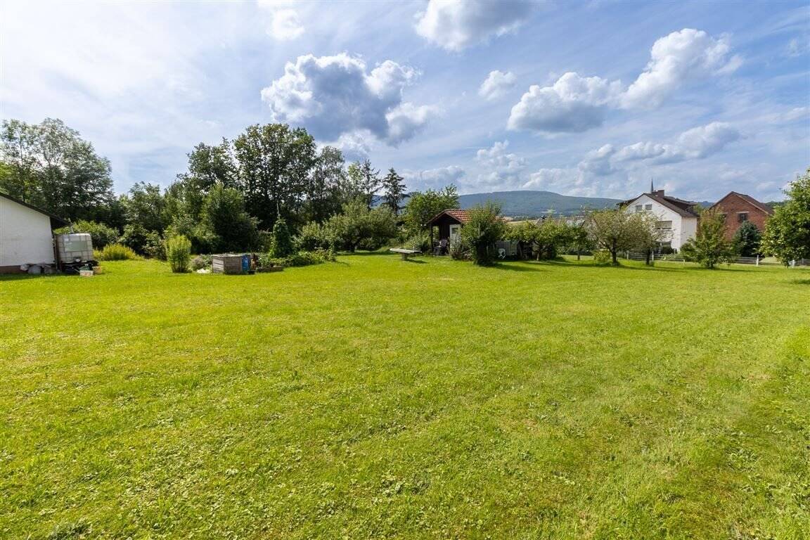 Thumbnail-Einmalige Gelegenheit: Baulücke in ruhiger Wohnlage und schönem Ausblick