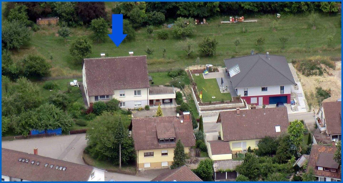 Thumbnail-Attraktives Familienhaus mit großem Grundstück u. Garage, in schöner und ruhiger Lage!