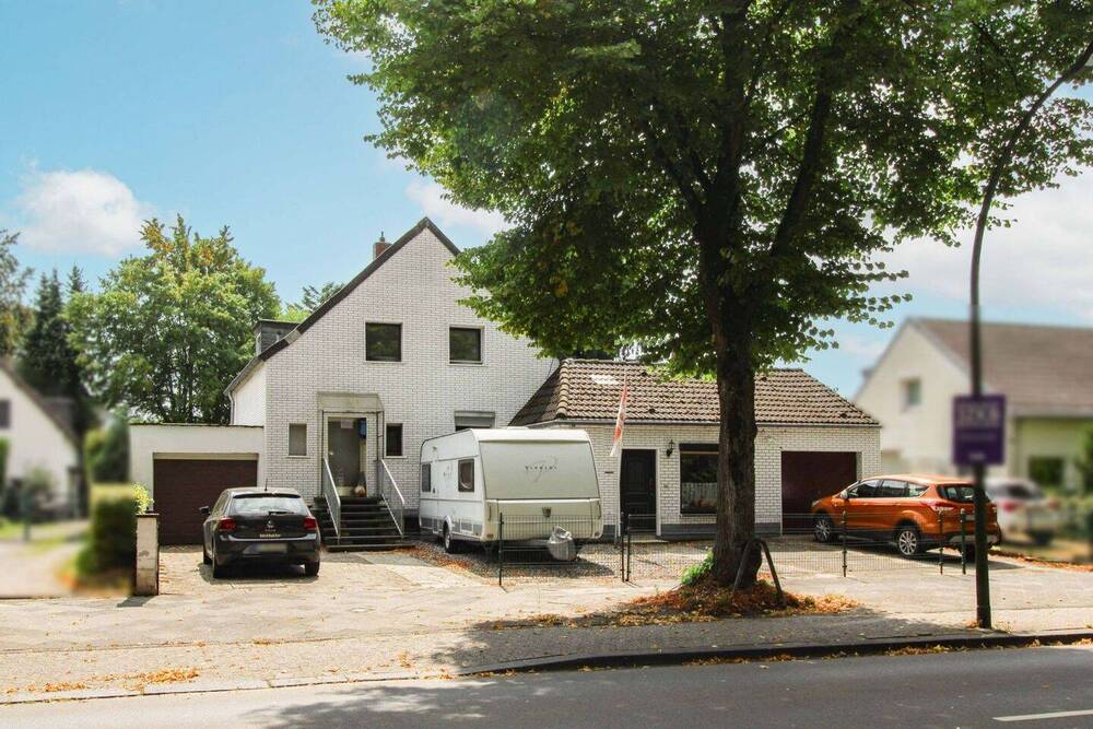 Thumbnail-Für Macher: Charmantes Haus mit großem Garten in ruhiger Vorstadtlage