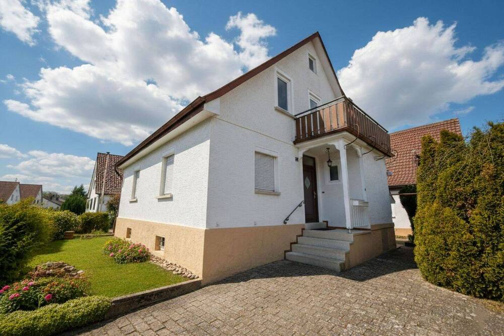Thumbnail-Alleinstehendes EFH mit Anbau, Garten und Pkw-Stellplatz, in ruhiger urbaner Lage in Leingarten