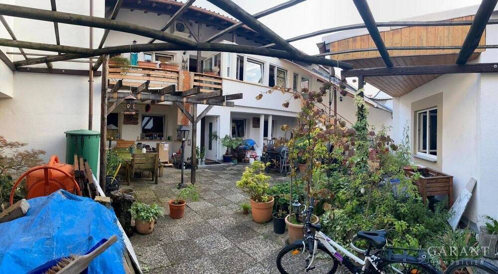 Thumbnail-Zwei Häuser - vielfältige Möglichkeiten für Wohnen und Beruf