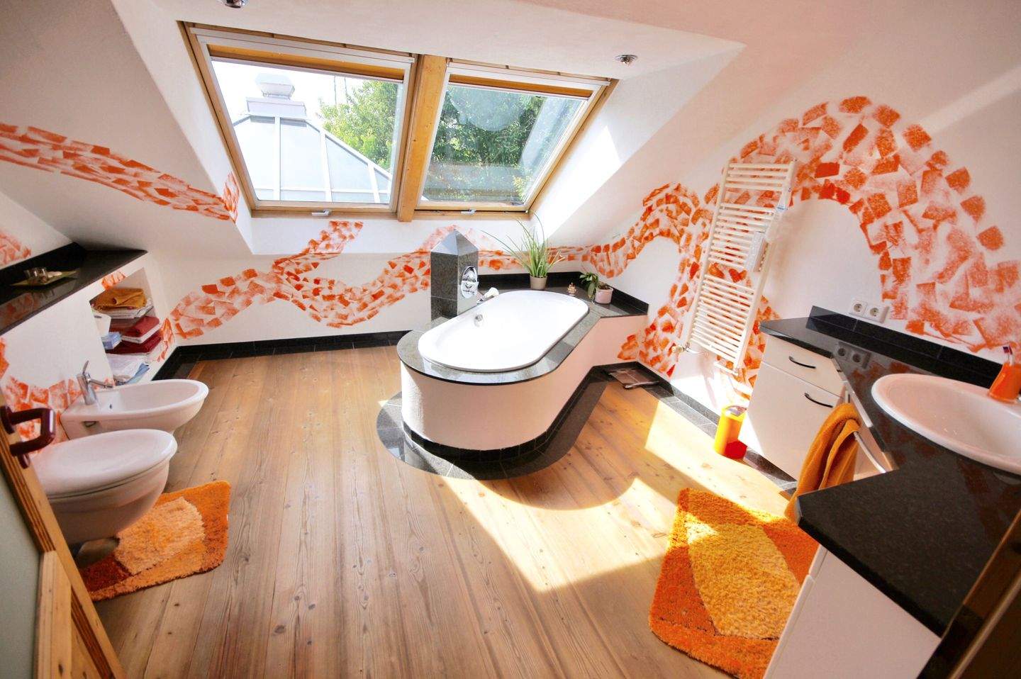 Thumbnail-TOLLE 4 ZW mit Wellness Bad, EBK, Dielenboden, etc.