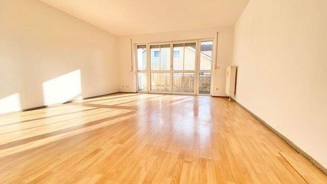Thumbnail-Zentral - sonnig - großzügig. – Attraktive 2-Zimmer-Wohnung mit großem Balkon in Freilassing.