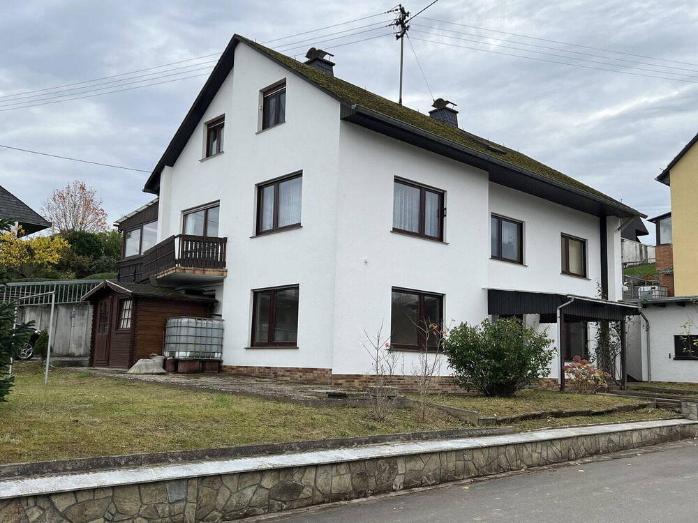 Thumbnail-Einfamilienhaus mit Einliegerwohnung
