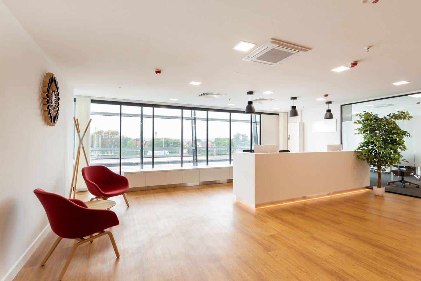 Thumbnail-Büro L: Modernes Arbeiten im Zentrum von Augsburg - komplett möbliert