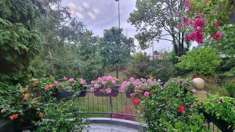 Thumbnail-Attraktives Investment im 6-Familienhaus