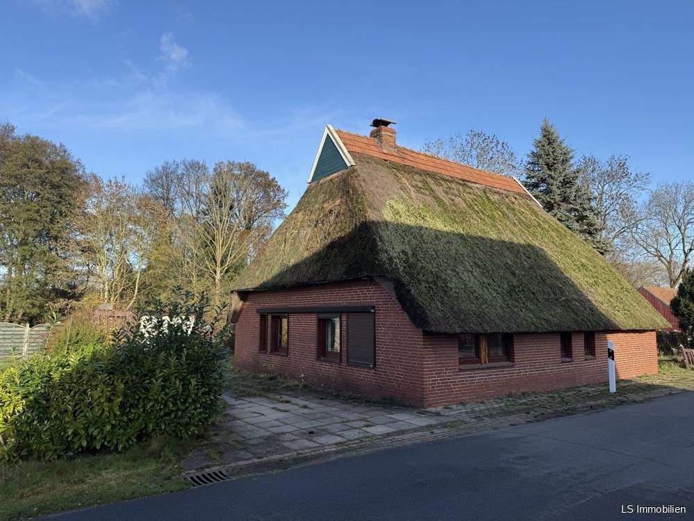 Thumbnail-Sanierungsobjekt mit Reetdach in ruhiger Lage von Lemwerder-Deichshausen