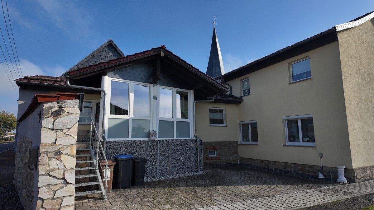 Thumbnail-Stilvolles Domizil mit Einliegerwohnung, Wintergarten und großzügiger Terrasse