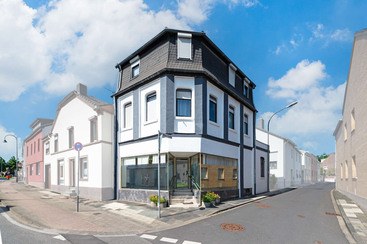 Thumbnail-PHI AACHEN - Großzügiges Reiheneckhaus in Eschweiler mit Dachterrasse und flexibler Raumaufteilung!