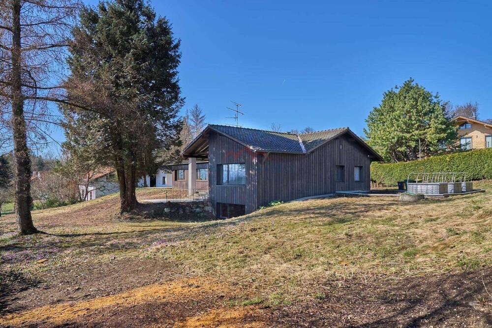 Thumbnail-Alternative zum Neubau: Bungalow mit Bergblick und Entwicklungspotenzial