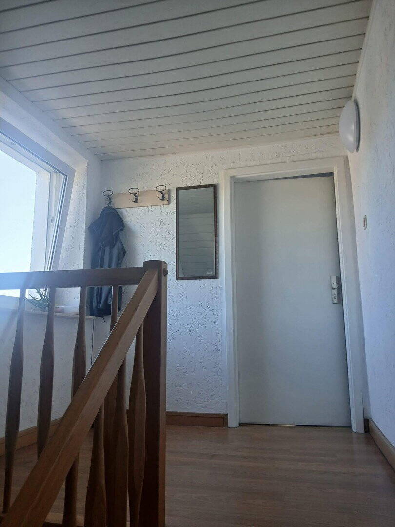Thumbnail-Gemütliche 2-Zimmer-Dachgeschosswohung mit Altbauarmer in Gütersloh-Friedrichsdorf