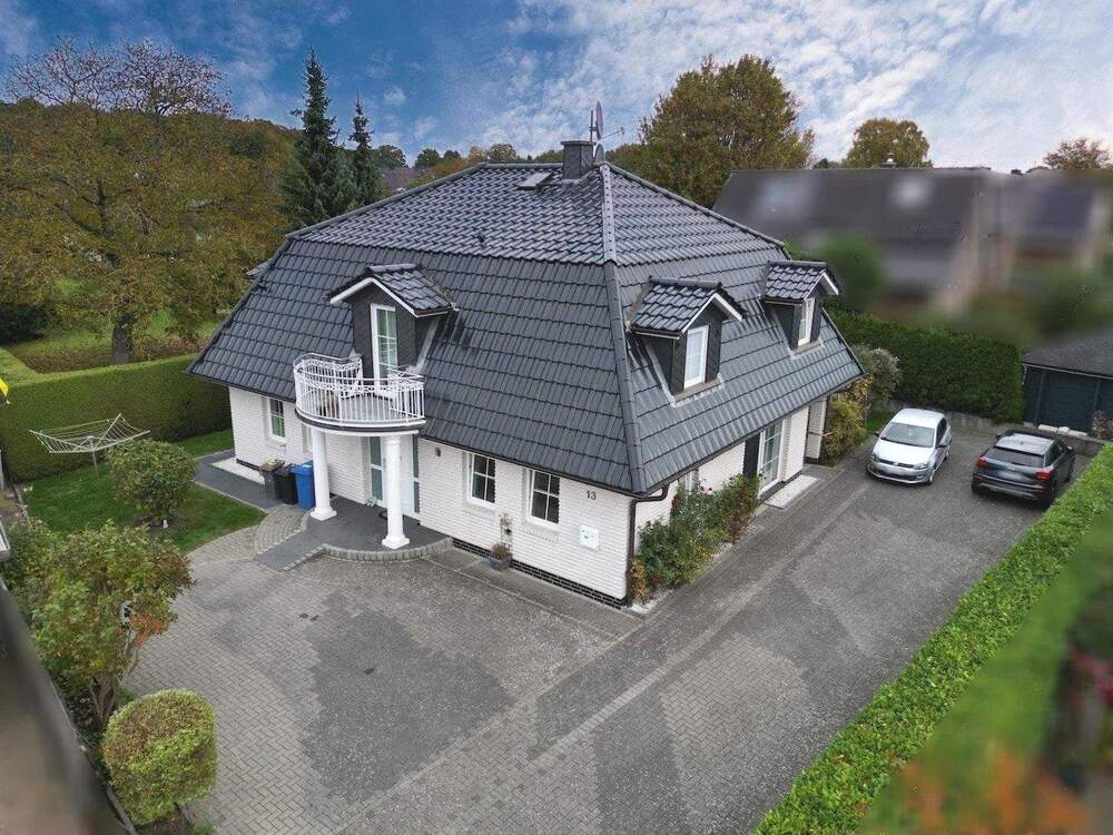 Thumbnail-Repräsentatives Einfamilienhaus für die große Familie in Seevetal-Fleestedt