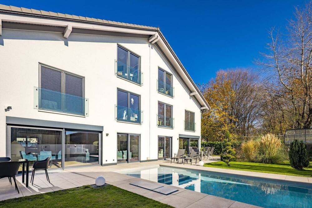 Thumbnail-DHH1 - Modernes Familienwohnen mit Pool