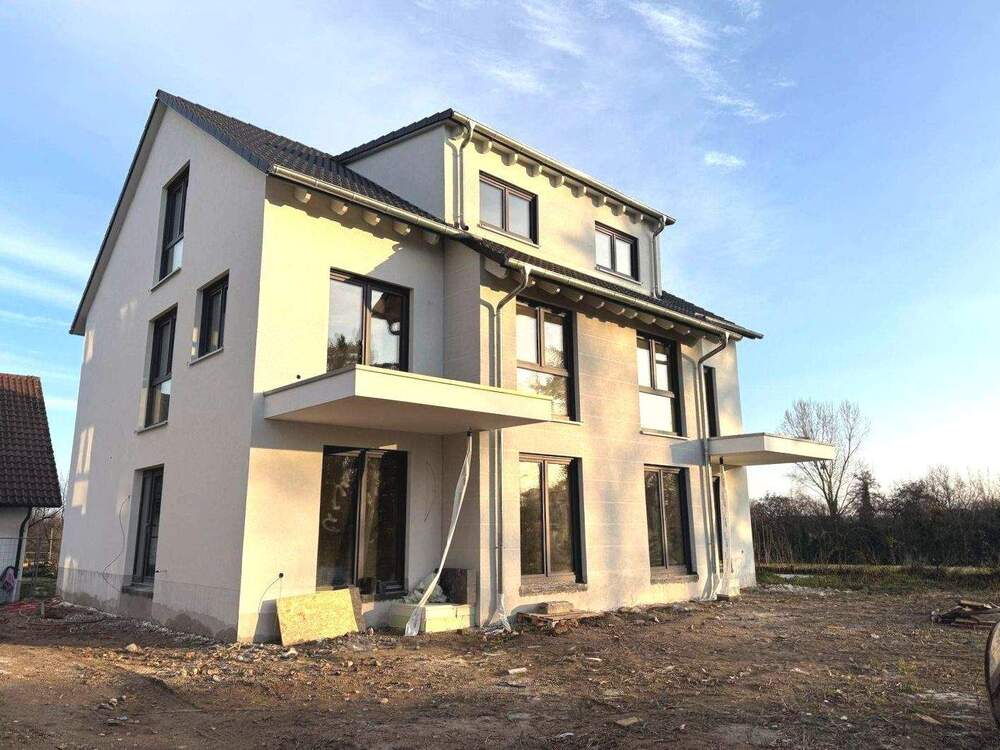 Thumbnail-Mit KFW Förderung: Großzügige Doppelhaushälfte in Traumlage