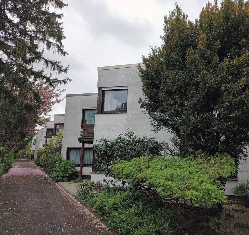 Thumbnail-Großzügiges Reihenmittelhaus in Muffendorf mit Einliegerwohnung und sonnigem Atriumgarten