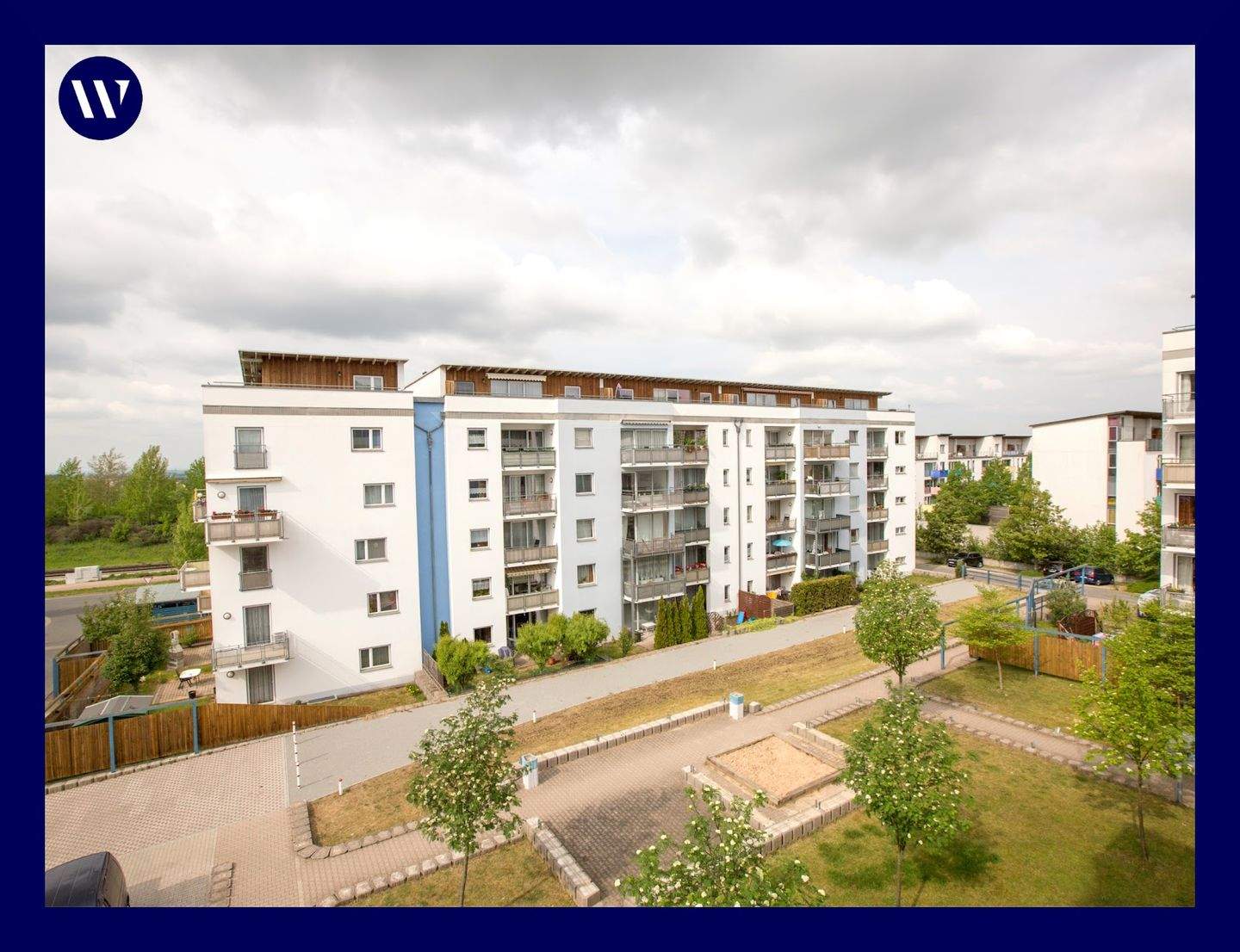 Thumbnail-Klein + FEIN = DEIN neues Zuhause! 2 Zimmer mit PARKETT + BALKON + Aufzug + Bad mit Dusche